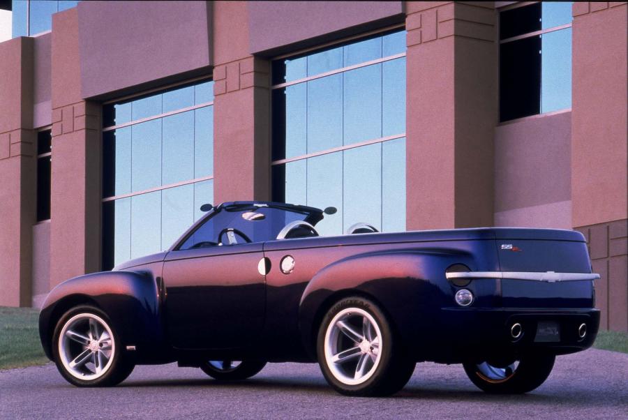  Chevrolet SS R Concept 2000 года  (фото 14 из 15)